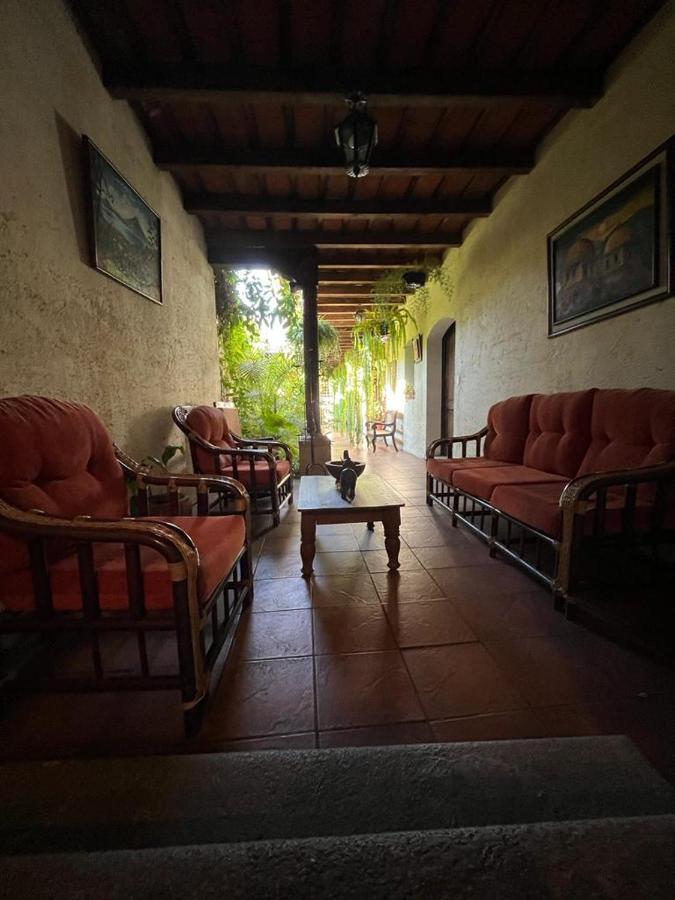 Casa Del Viajero Colonial Apartment Antigua Exterior foto