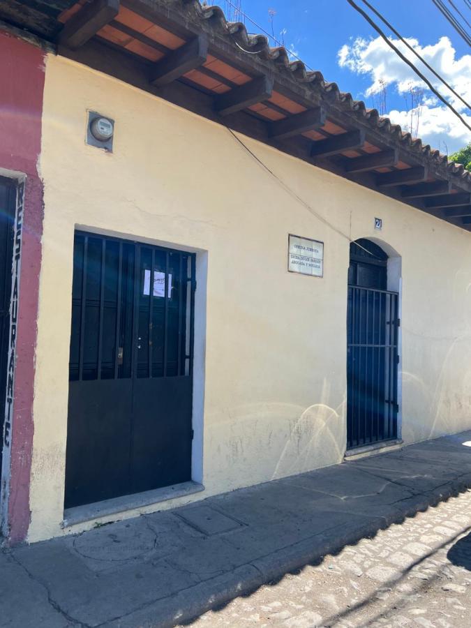 Casa Del Viajero Colonial Apartment Antigua Exterior foto